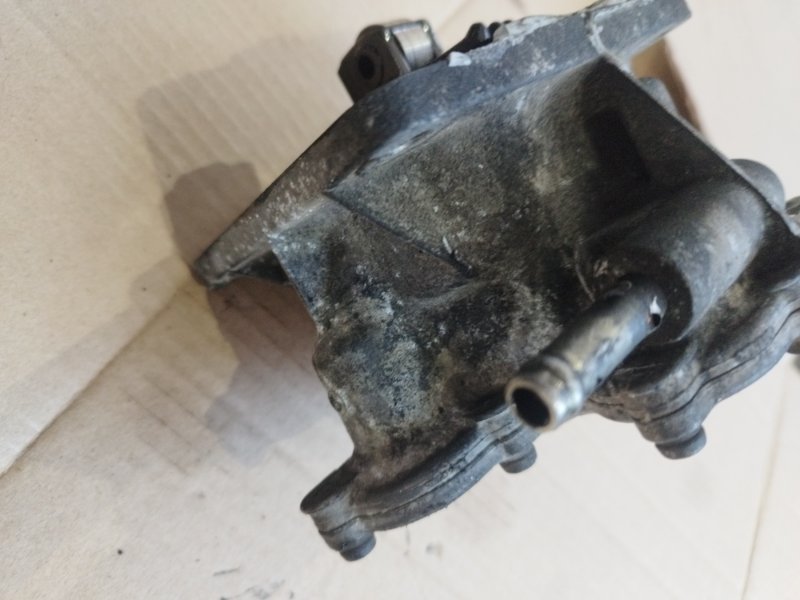 Вакуумный насос Toyota CORONA 1995 седан