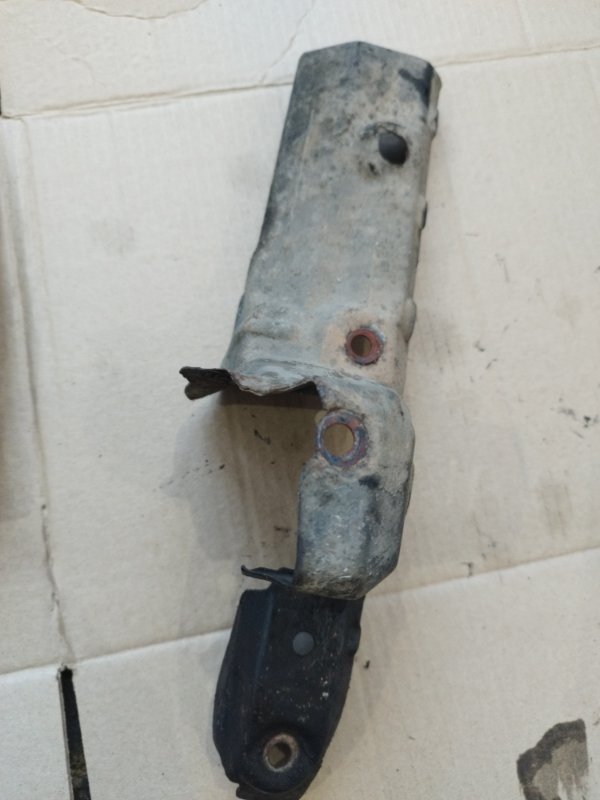 Кожух выпускного коллектора Toyota CORONA 1995 седан