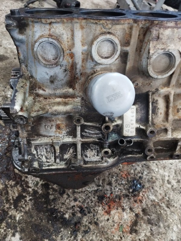 Блок цилиндров Toyota Carina 1989 st170