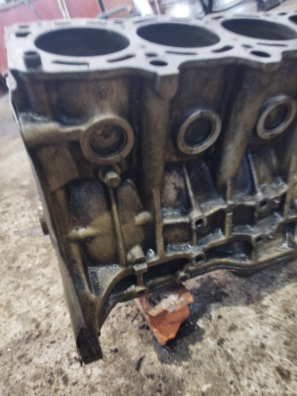 Блок цилиндров Toyota Carina 1989 st170