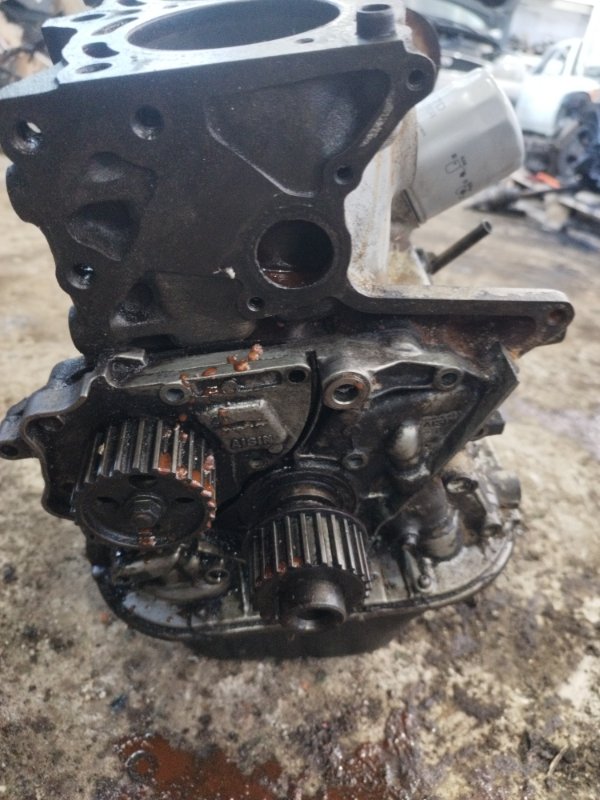 Блок цилиндров Toyota Carina 1989 st170