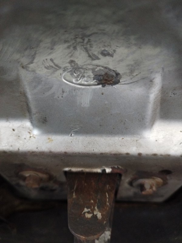 Капот Ford FOCUS 2