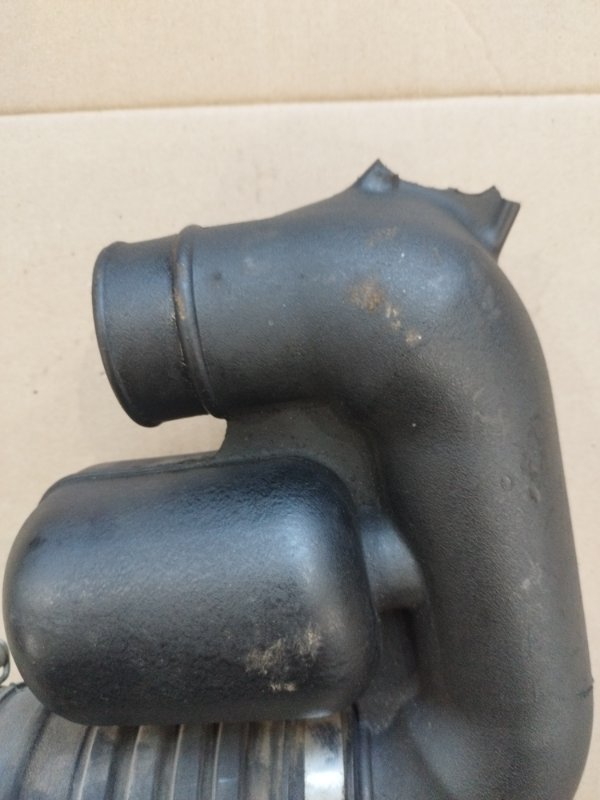 Патрубок воздушного фильтра Toyota CORONA 1995 седан