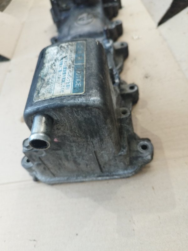 Крышка головки блока цилиндров Toyota CORONA 1995 седан