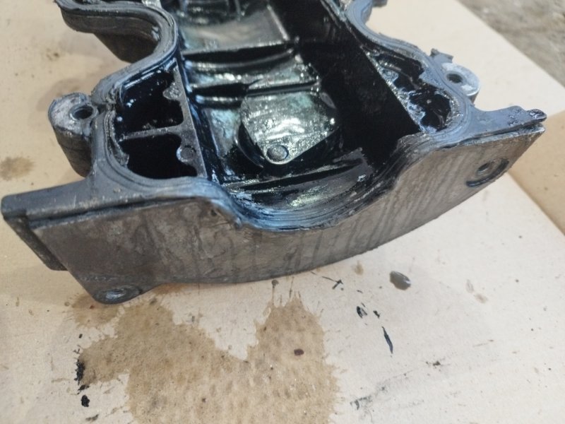 Крышка головки блока цилиндров Toyota CORONA 1995 седан