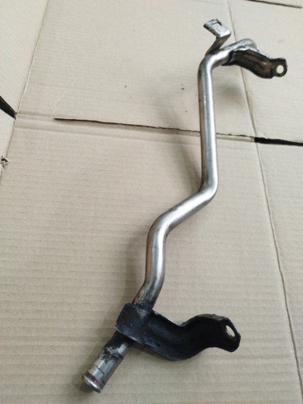 Трубка помпы Toyota CORONA 1995 седан