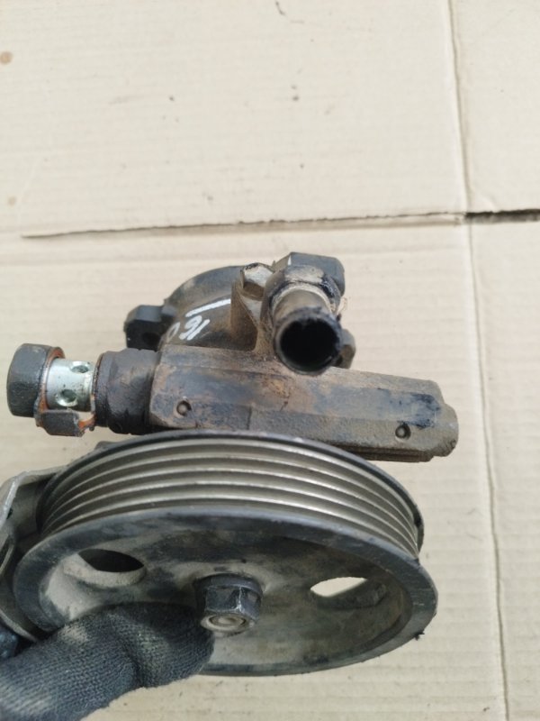 Насос гидроусилителя руля Toyota CORONA 1995 седан