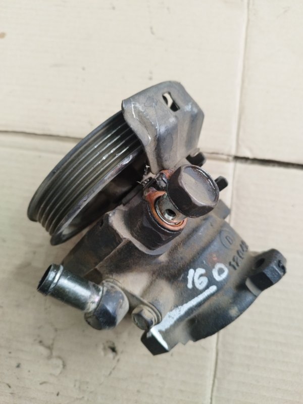 Насос гидроусилителя руля Toyota CORONA 1995 седан