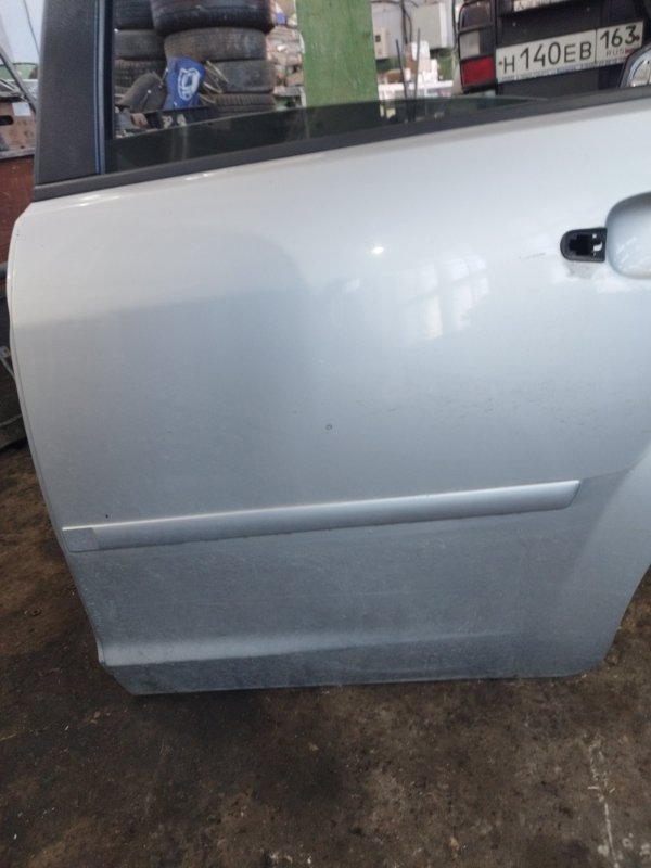 Дверь боковая Ford FOCUS 2