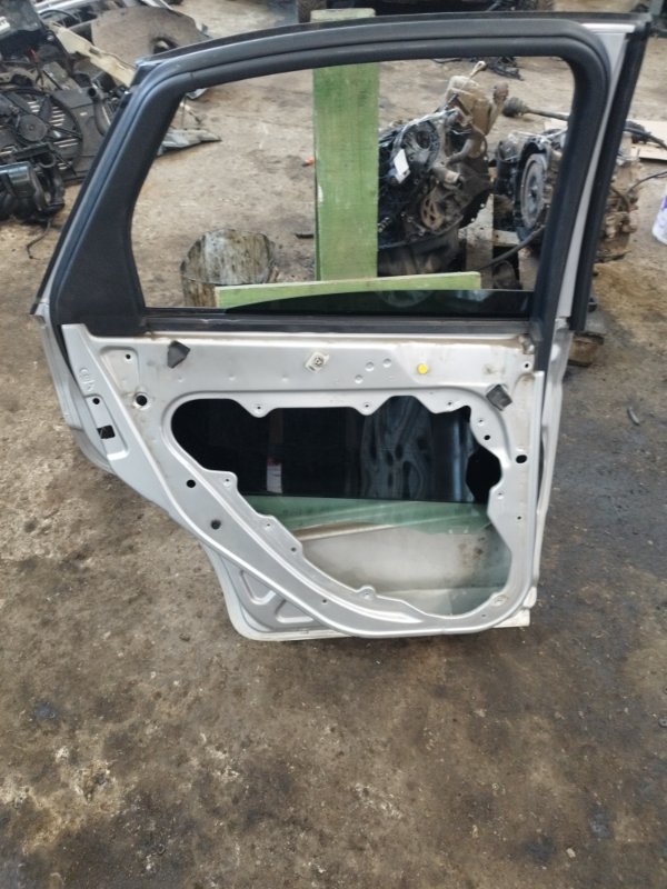 Дверь боковая Ford FOCUS 2