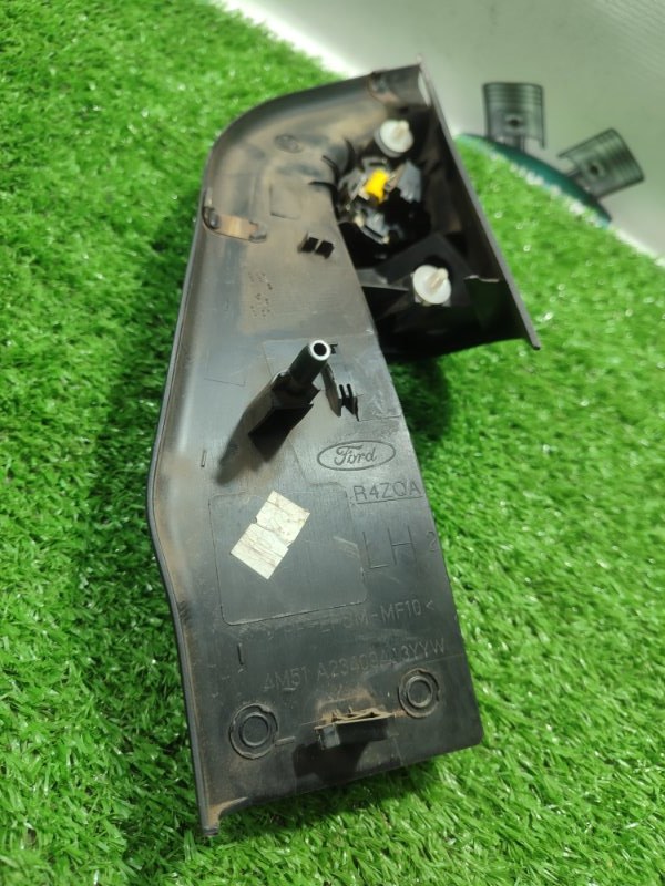 Накладка двери Ford FOCUS 2