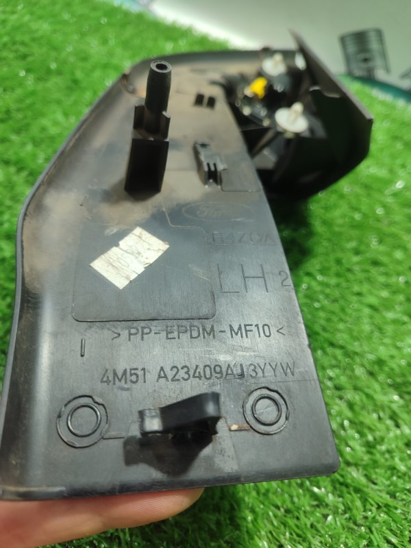 Накладка двери Ford FOCUS 2