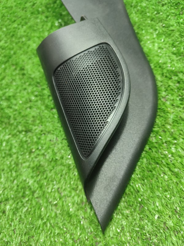 Накладка двери Ford FOCUS 2