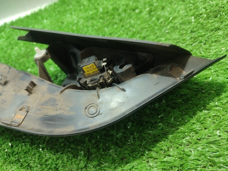 Накладка двери Ford FOCUS 2