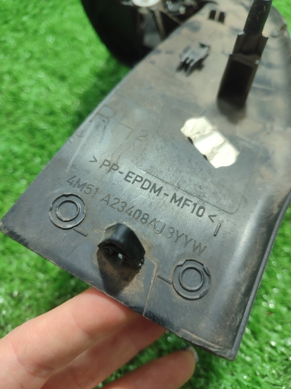 Накладка двери Ford FOCUS 2