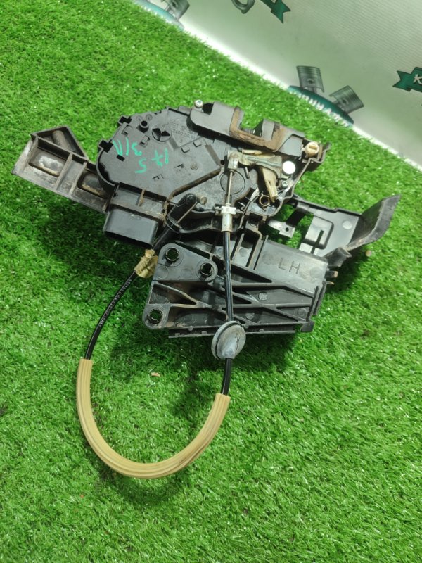 Замок боковой двери Ford FOCUS 2