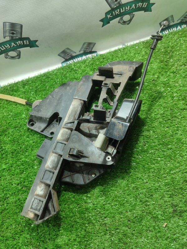 Замок боковой двери Ford FOCUS 2