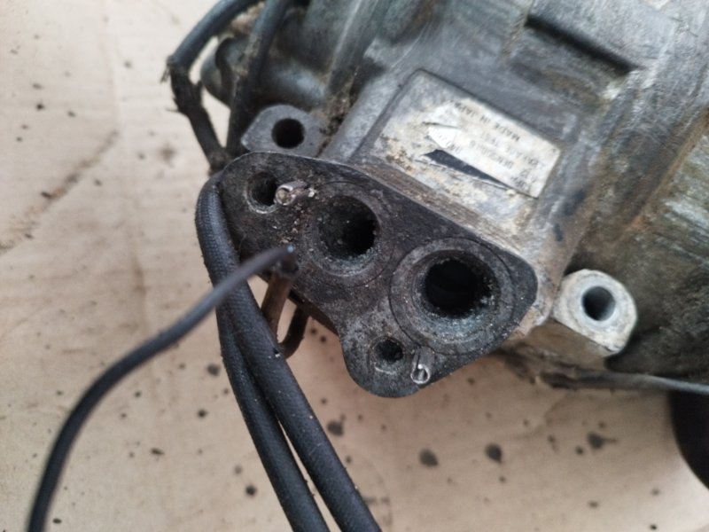 Компрессор кондиционера Toyota Carina 1989 st170