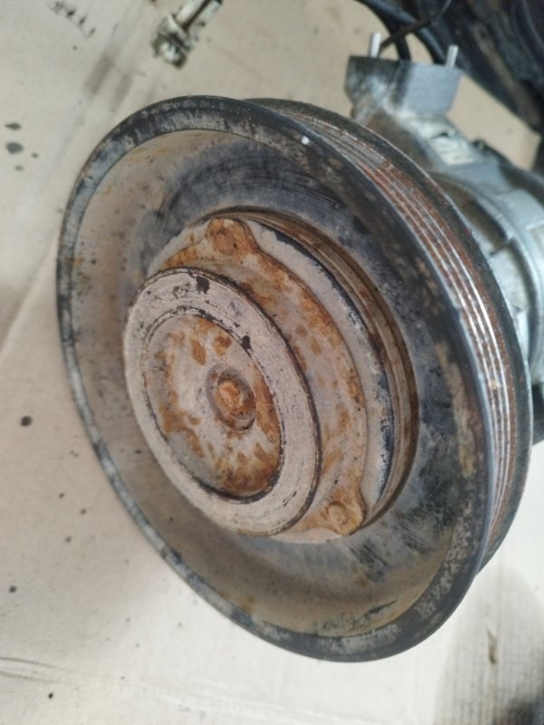 Компрессор кондиционера Toyota Carina 1989 st170