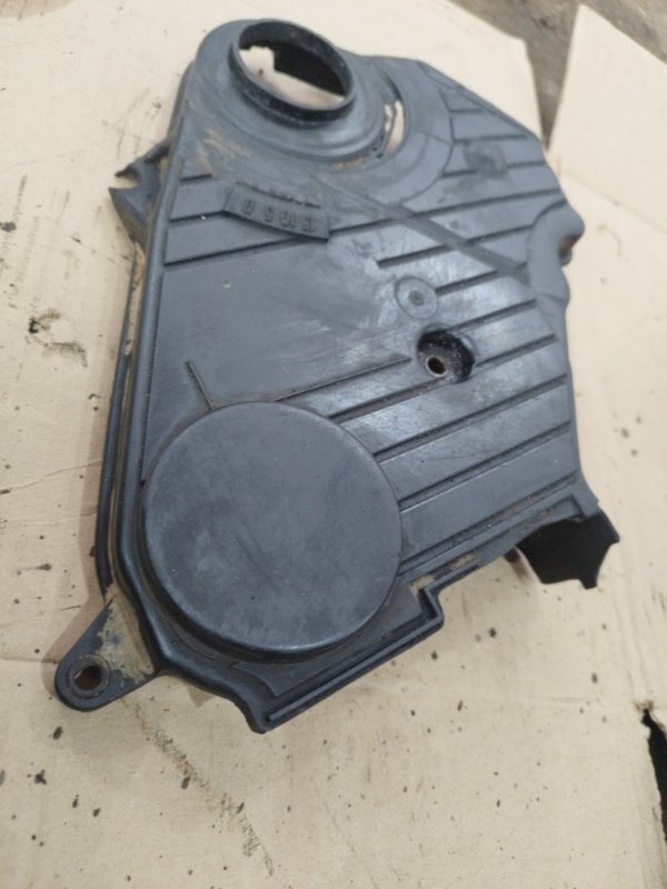 Кожух ГРМ Toyota Carina 1989 st170