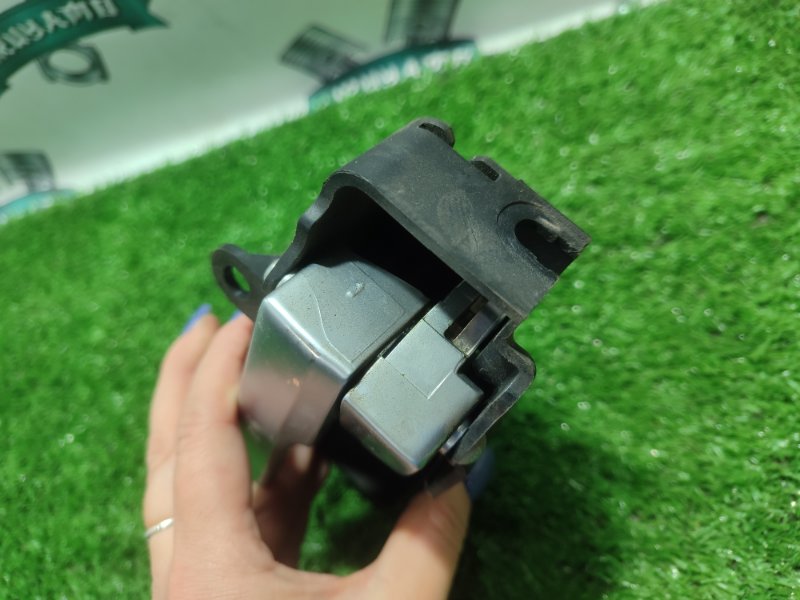 Ручка двери внутренняя Ford FOCUS 2