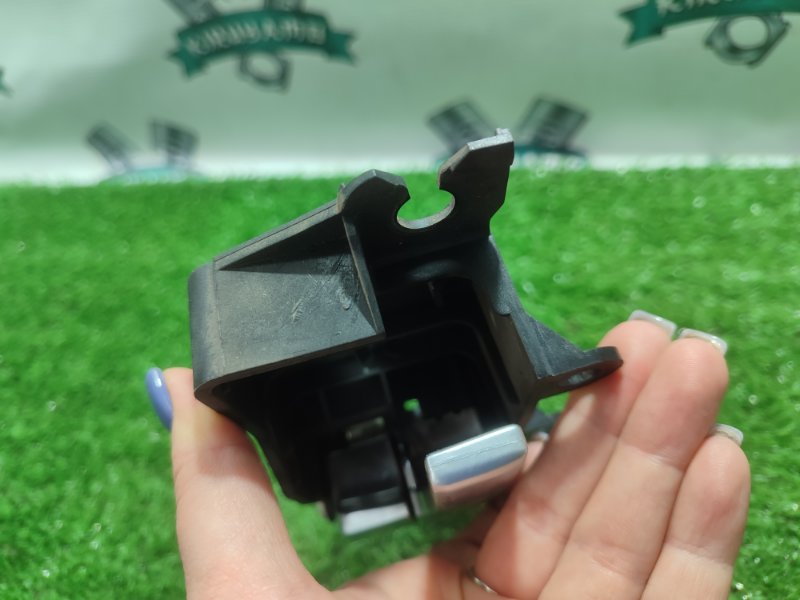 Ручка двери внутренняя Ford FOCUS 2