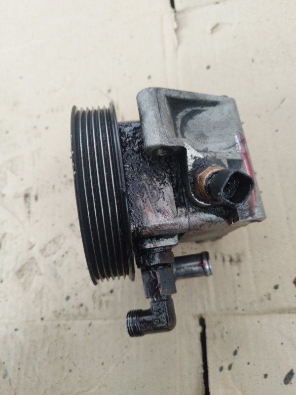 Насос гидроусилителя руля Ford FOCUS 2