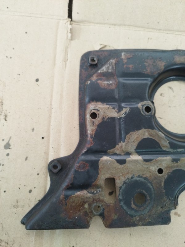 Кожух ГРМ Toyota Carina 1989 st170