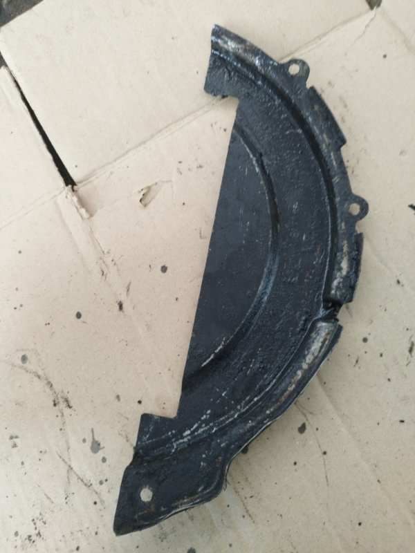 Кожух маховика Toyota Carina 1989 st170