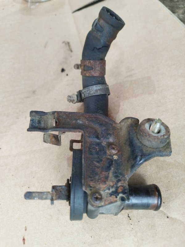 Кран печки Toyota Carina 1989 st170