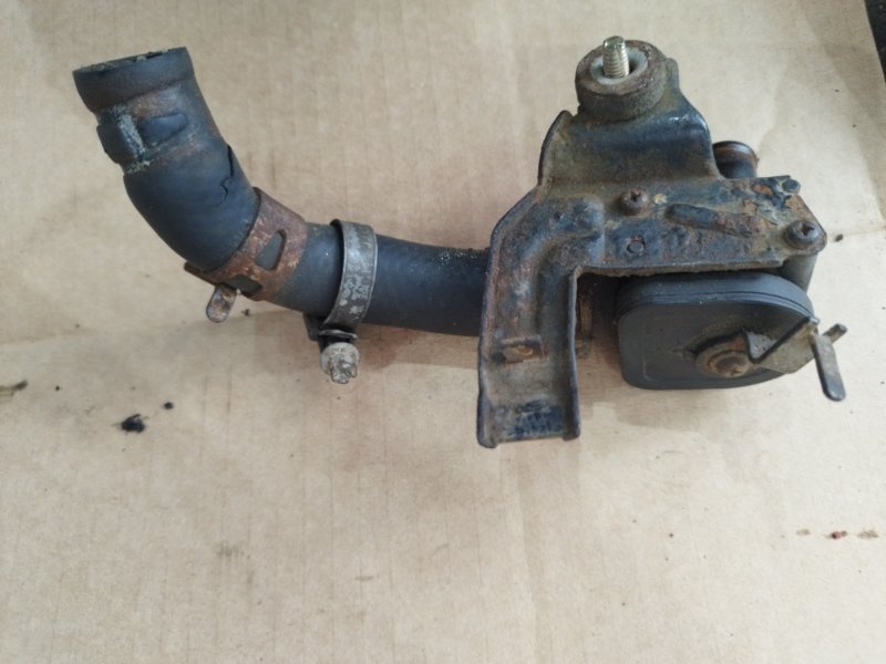 Кран печки Toyota Carina 1989 st170