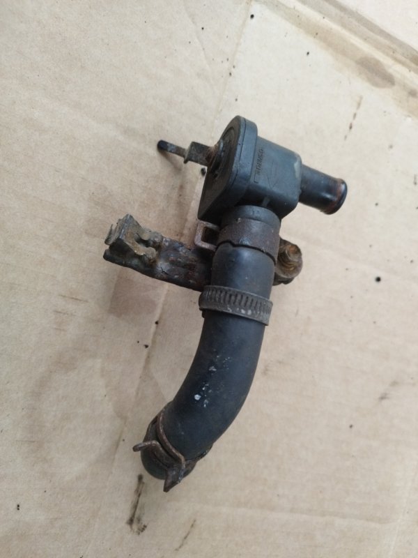 Кран печки Toyota Carina 1989 st170