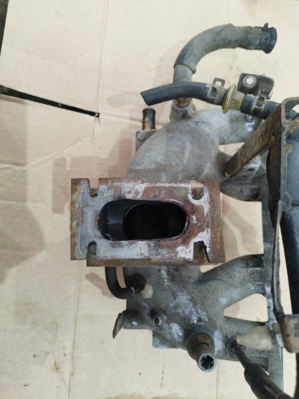 Коллектор впускной Toyota Carina 1989 st170