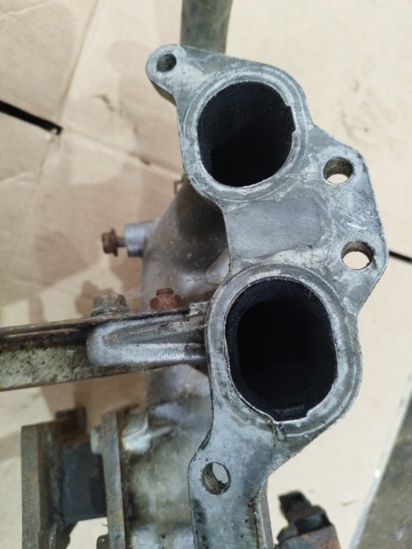 Коллектор впускной Toyota Carina 1989 st170