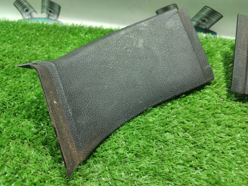 Обшивка багажника Ford FOCUS 2