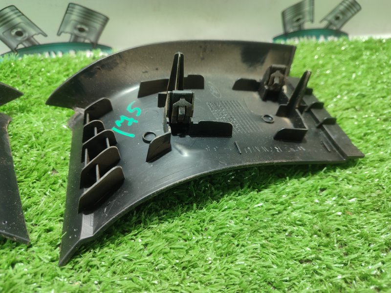 Обшивка багажника Ford FOCUS 2