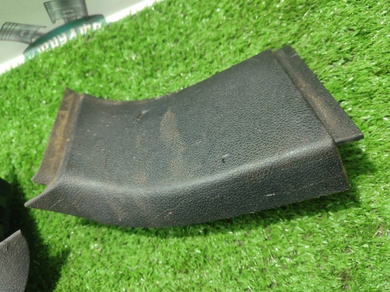 Обшивка багажника Ford FOCUS 2