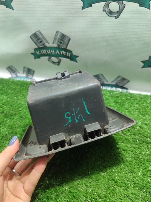 Бардачок Ford FOCUS 2