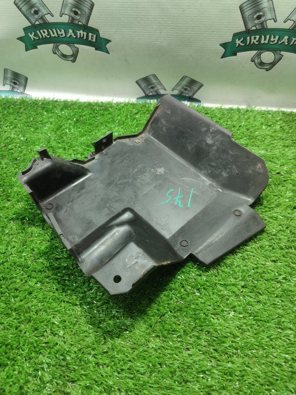 Крышка блока предохранителей Ford FOCUS 2