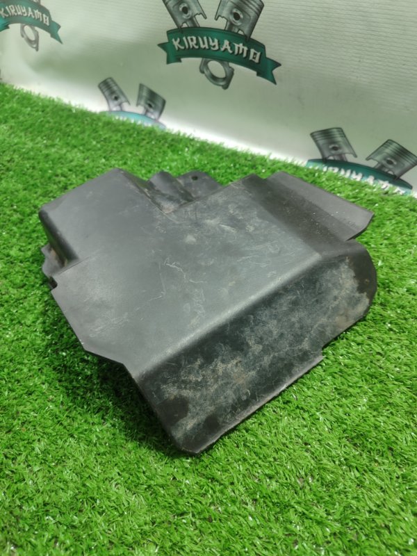 Крышка блока предохранителей Ford FOCUS 2