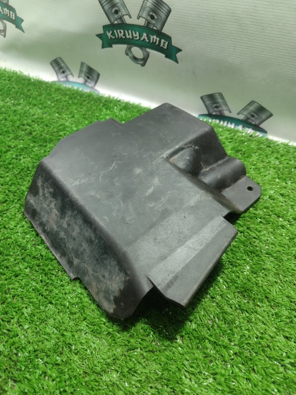 Крышка блока предохранителей Ford FOCUS 2