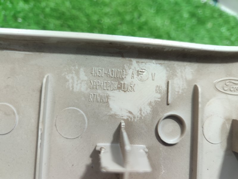 Накладка в салоне Ford FOCUS 2