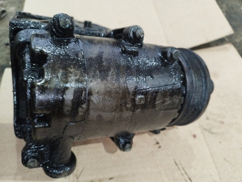 Компрессор кондиционера Ford FOCUS 2