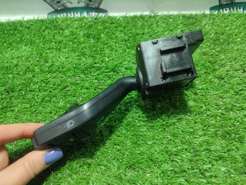 Подрулевой переключатель поворотников Ford FOCUS 2