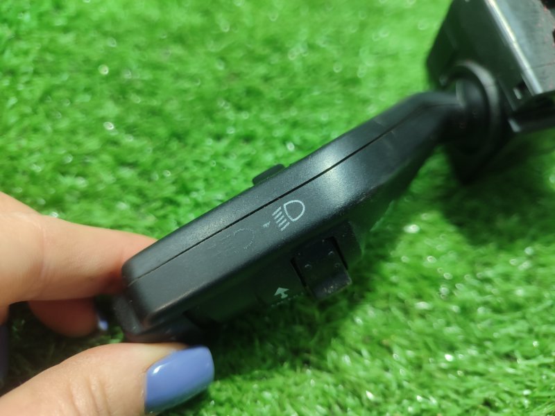 Подрулевой переключатель поворотников Ford FOCUS 2