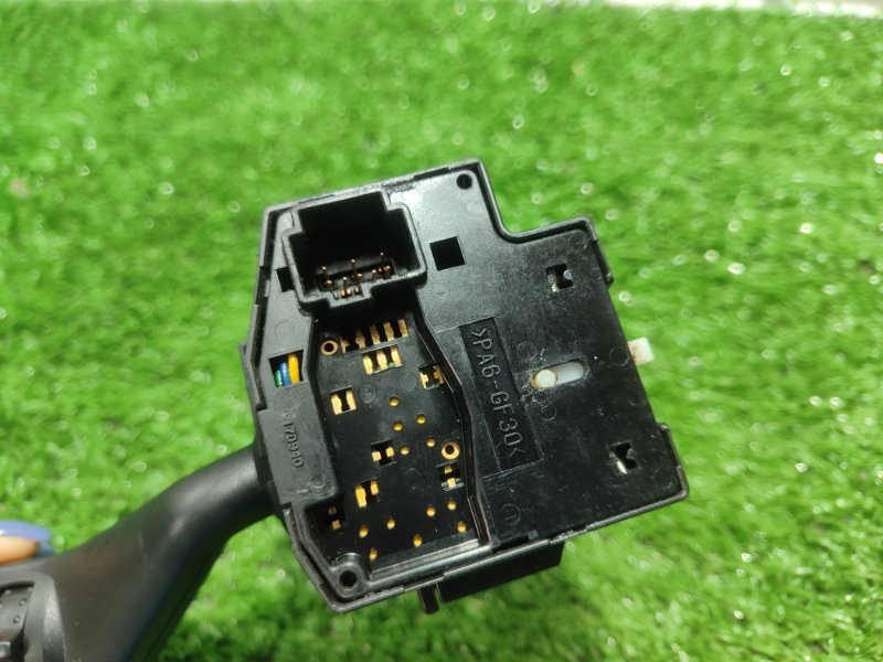 Подрулевой переключатель поворотников Ford FOCUS 2