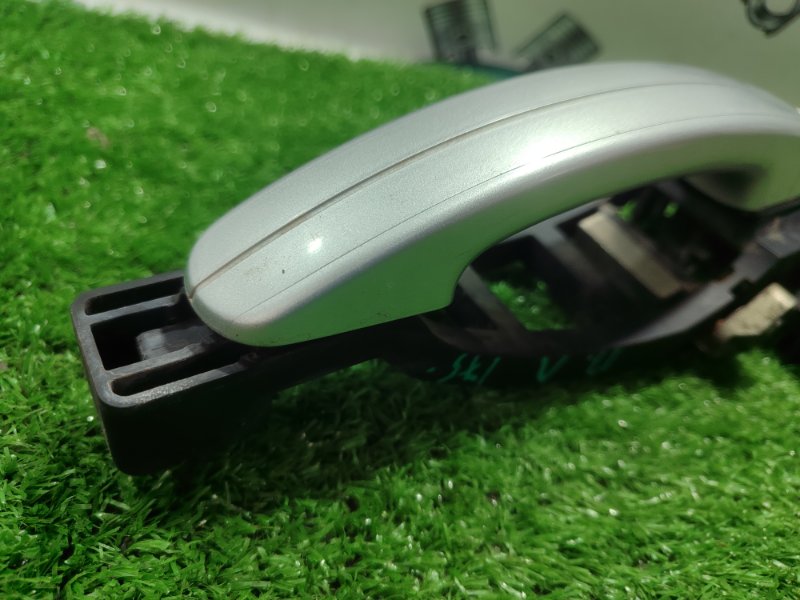 Ручка двери внешняя Ford FOCUS 2