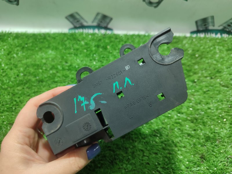 Ручка двери внутренняя Ford FOCUS 2