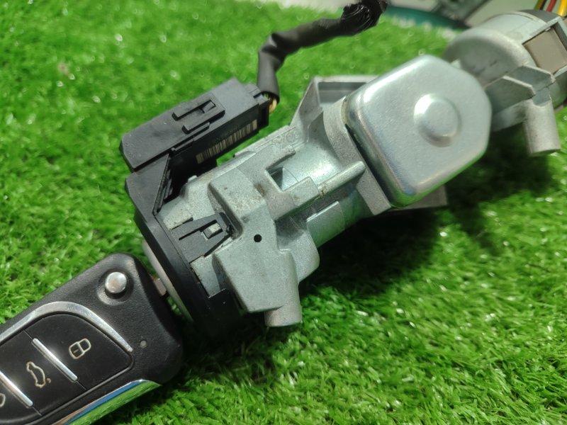 Замок зажигания Ford FOCUS 2