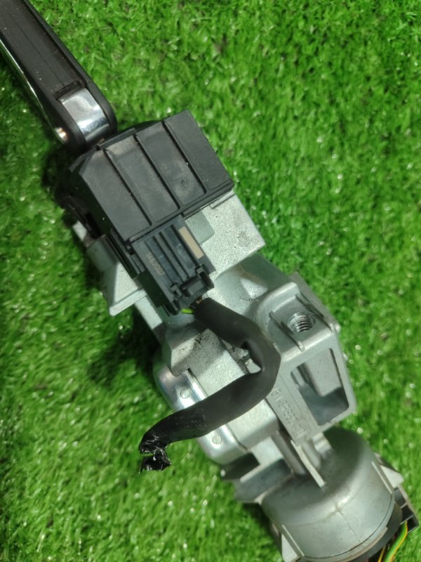 Замок зажигания Ford FOCUS 2